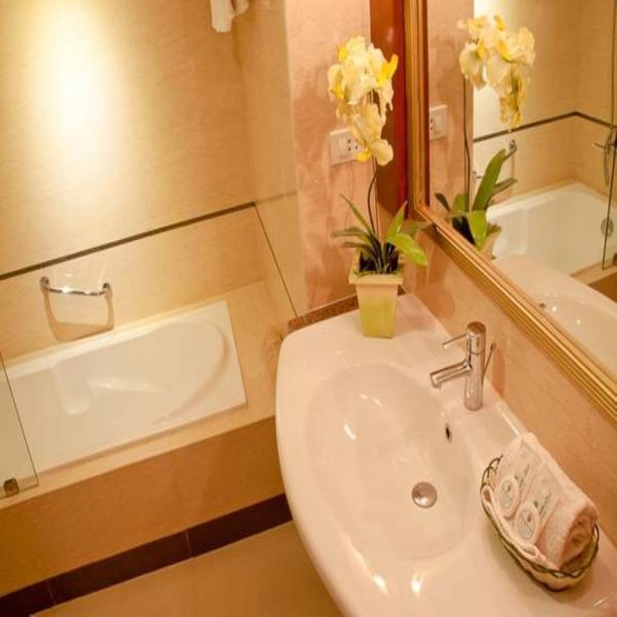 Royal Garden Hotel Ozamis Zewnętrze zdjęcie
