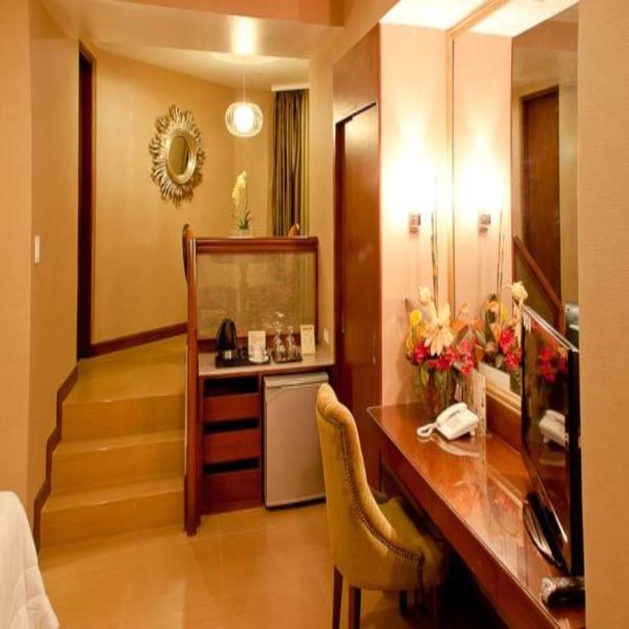 Royal Garden Hotel Ozamis Zewnętrze zdjęcie
