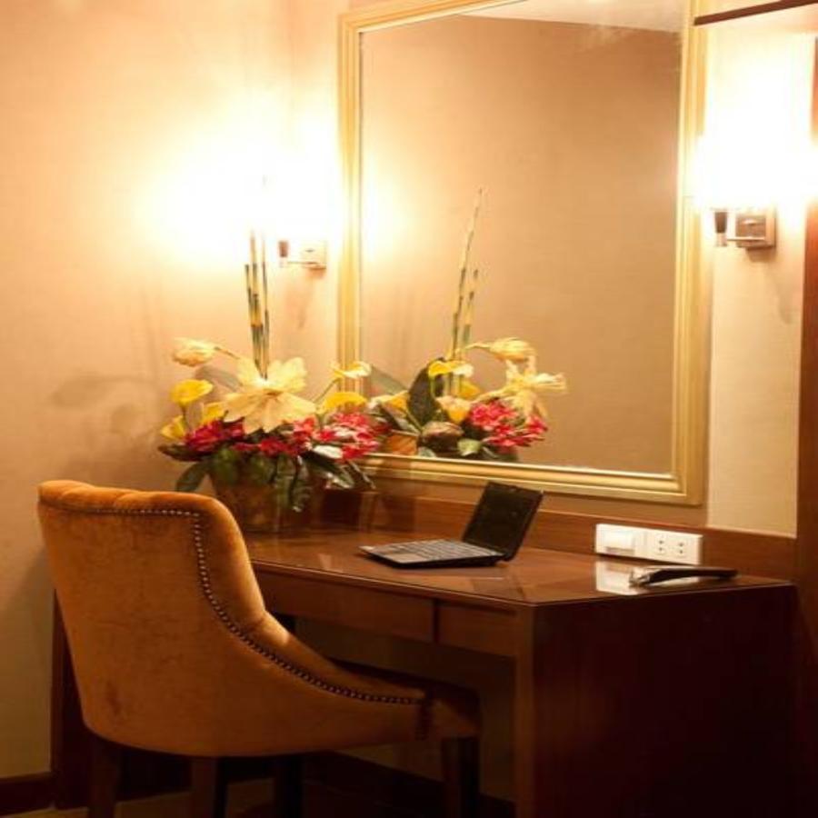 Royal Garden Hotel Ozamis Zewnętrze zdjęcie