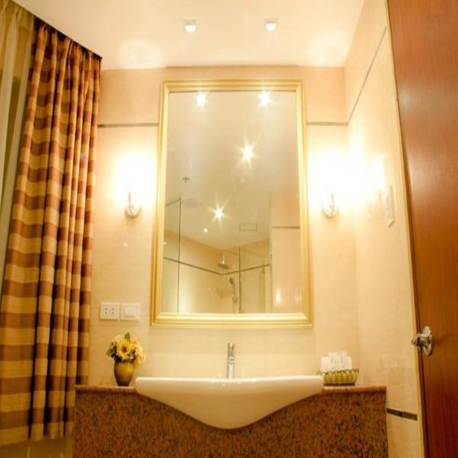 Royal Garden Hotel Ozamis Zewnętrze zdjęcie